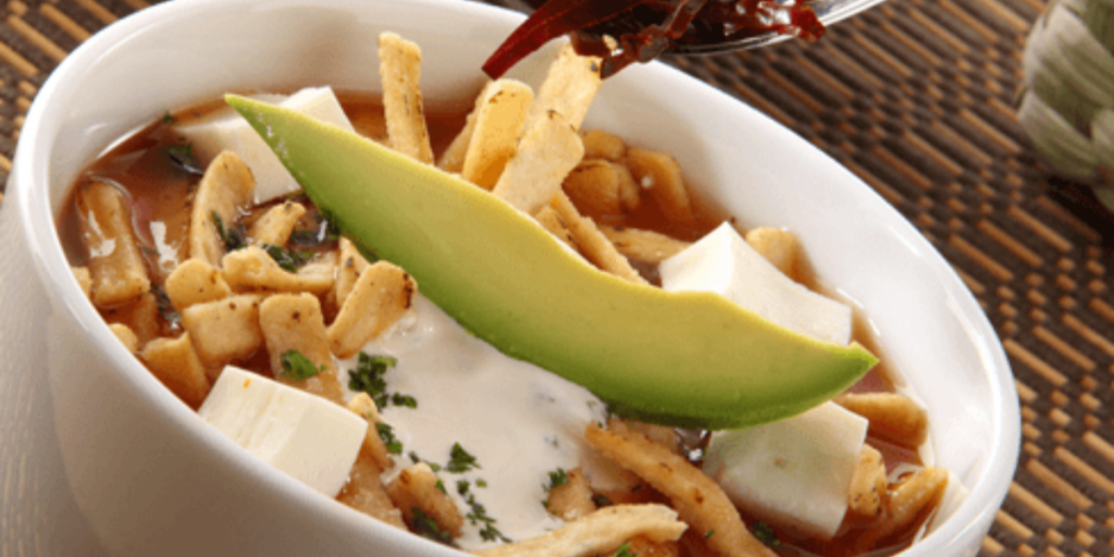 sopa azteca