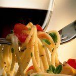Spaghetti con vino tinto